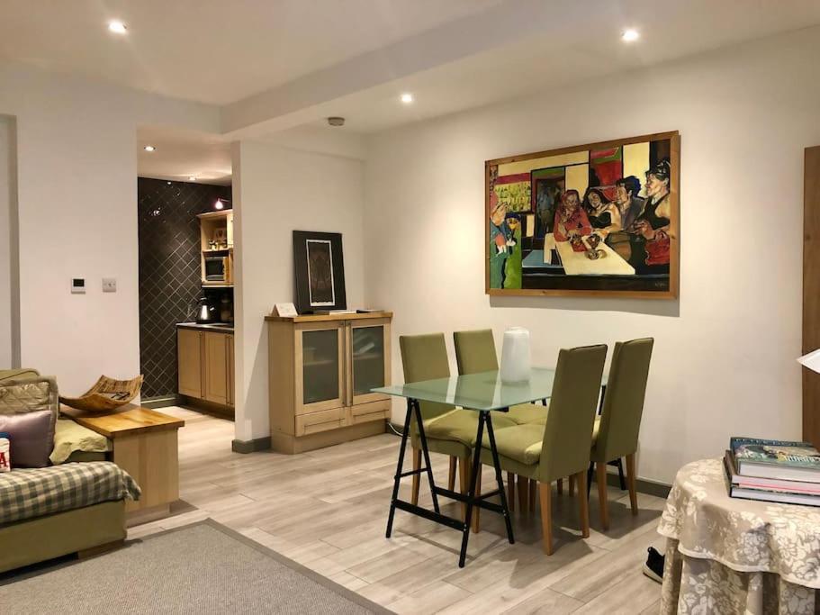 Quiet Kensington Flat Ideal For Apartament